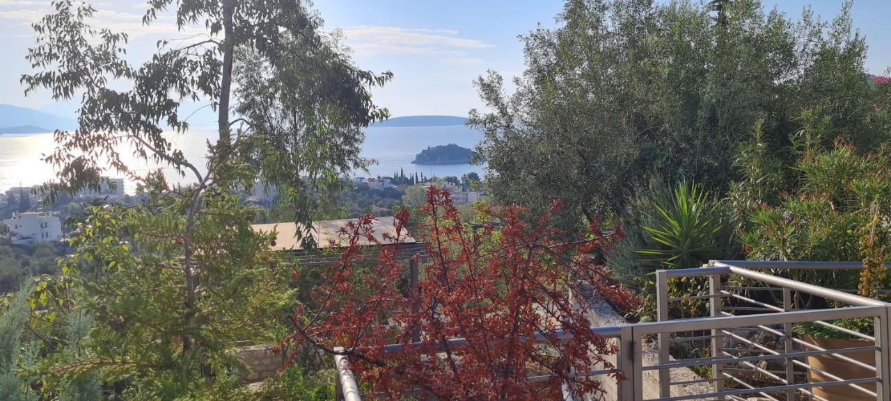 Πέτρα, Ελιά Και Λεβάντα Villa Tolo Bagian luar foto