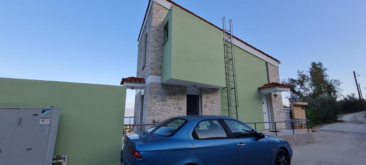 Πέτρα, Ελιά Και Λεβάντα Villa Tolo Bagian luar foto
